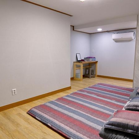 Guma Modern Hanokstay แทกู ภายนอก รูปภาพ