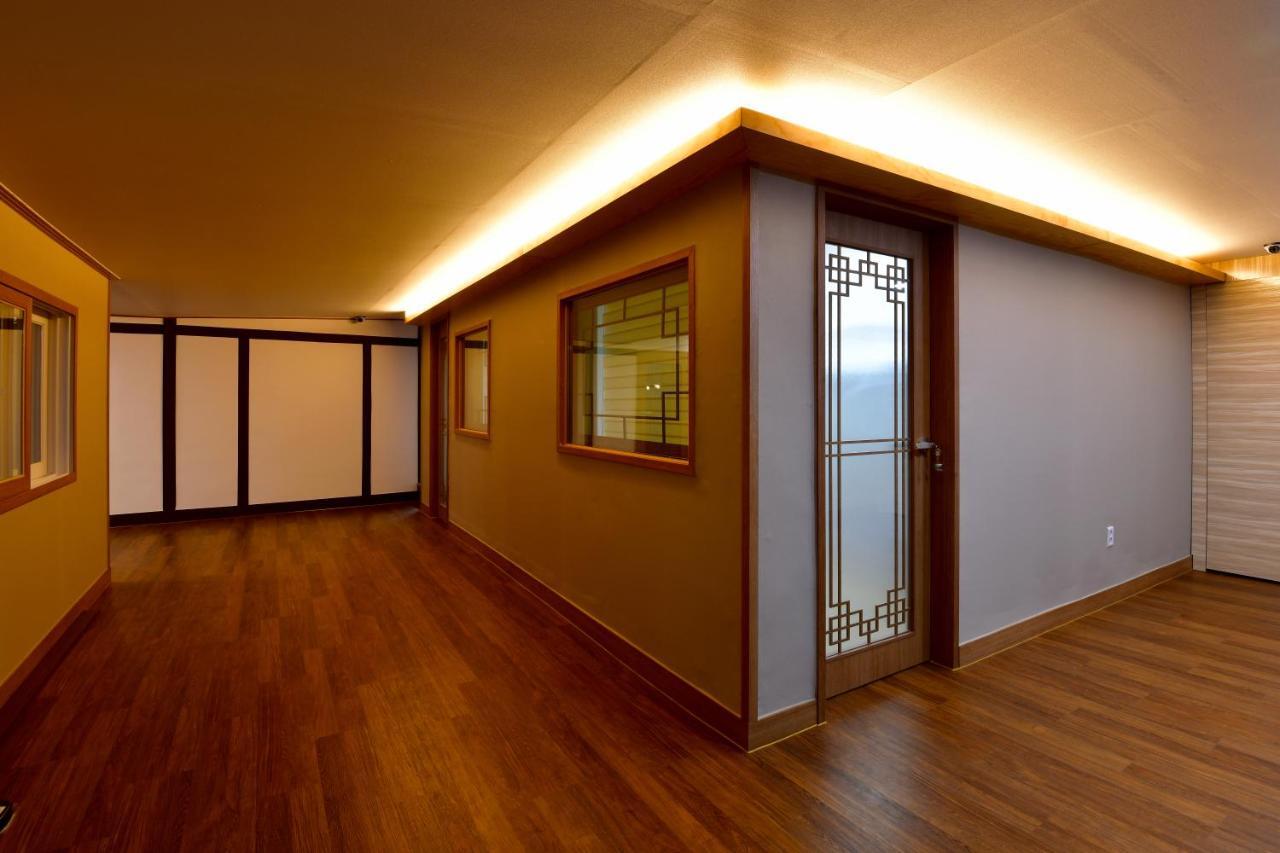 Guma Modern Hanokstay แทกู ภายนอก รูปภาพ