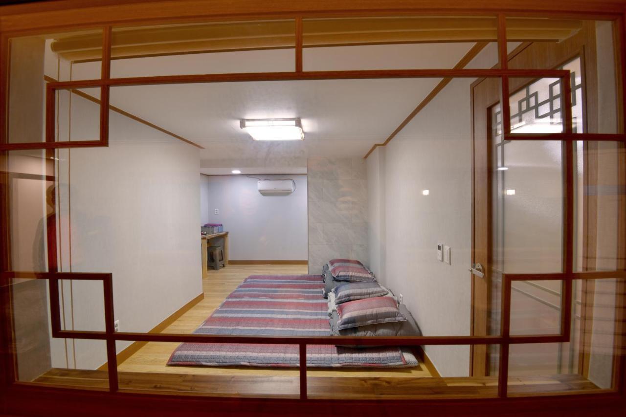 Guma Modern Hanokstay แทกู ภายนอก รูปภาพ