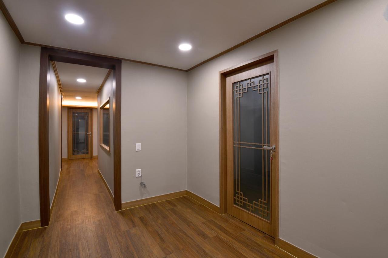 Guma Modern Hanokstay แทกู ภายนอก รูปภาพ