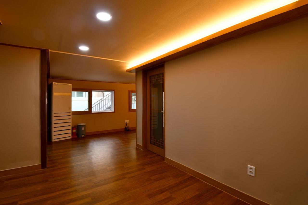 Guma Modern Hanokstay แทกู ภายนอก รูปภาพ