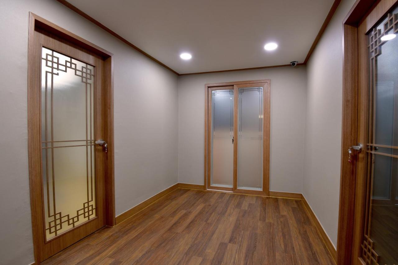 Guma Modern Hanokstay แทกู ภายนอก รูปภาพ